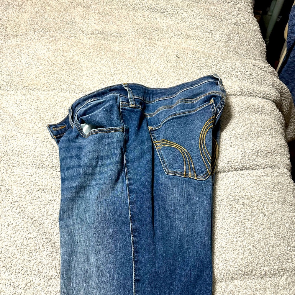 Women’s Hollister 16r 33